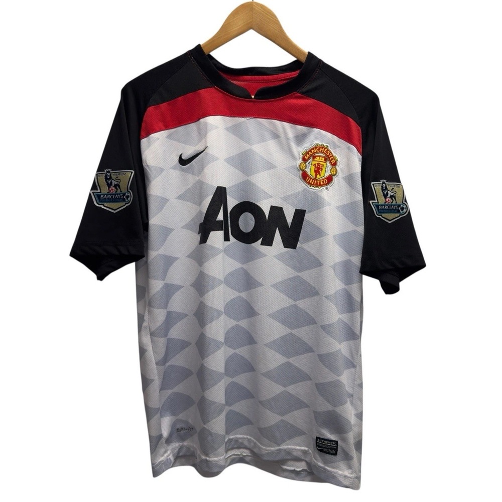 Nike Manchester United Chicharito #14 Men's Size L 2010 2011 Away Soccer Jersey